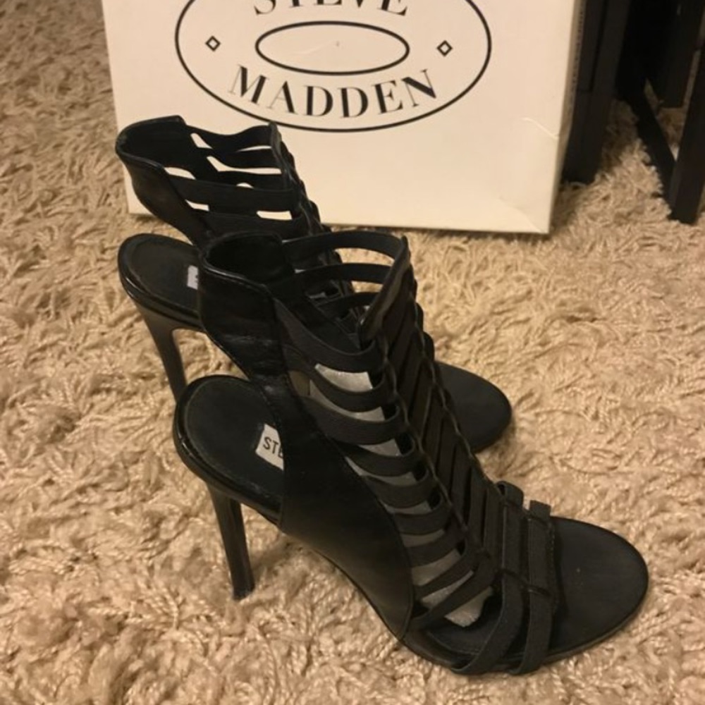 Steve Madden Stretche Black Multi Heels Sandals